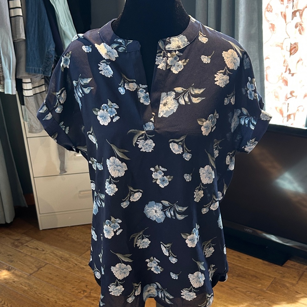 Floral Navy Women's Button Down Shirt